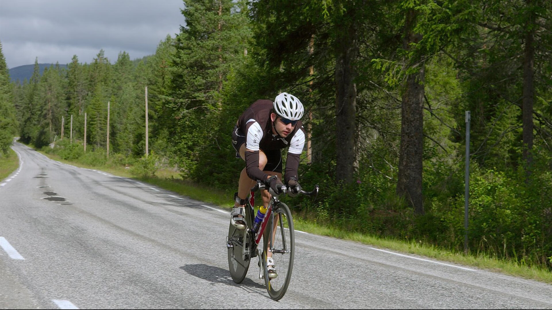 -切尔西中路传导撕裂密集防线，切尔西传奇中锋