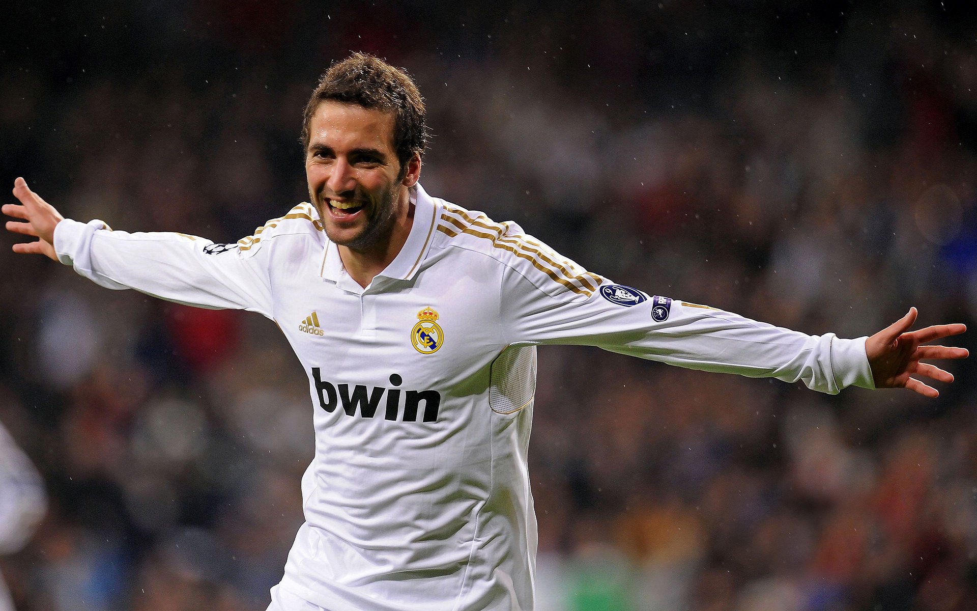 星空体育-中超多地球迷文化节同步开启增强城市参与感，中超球迷数量