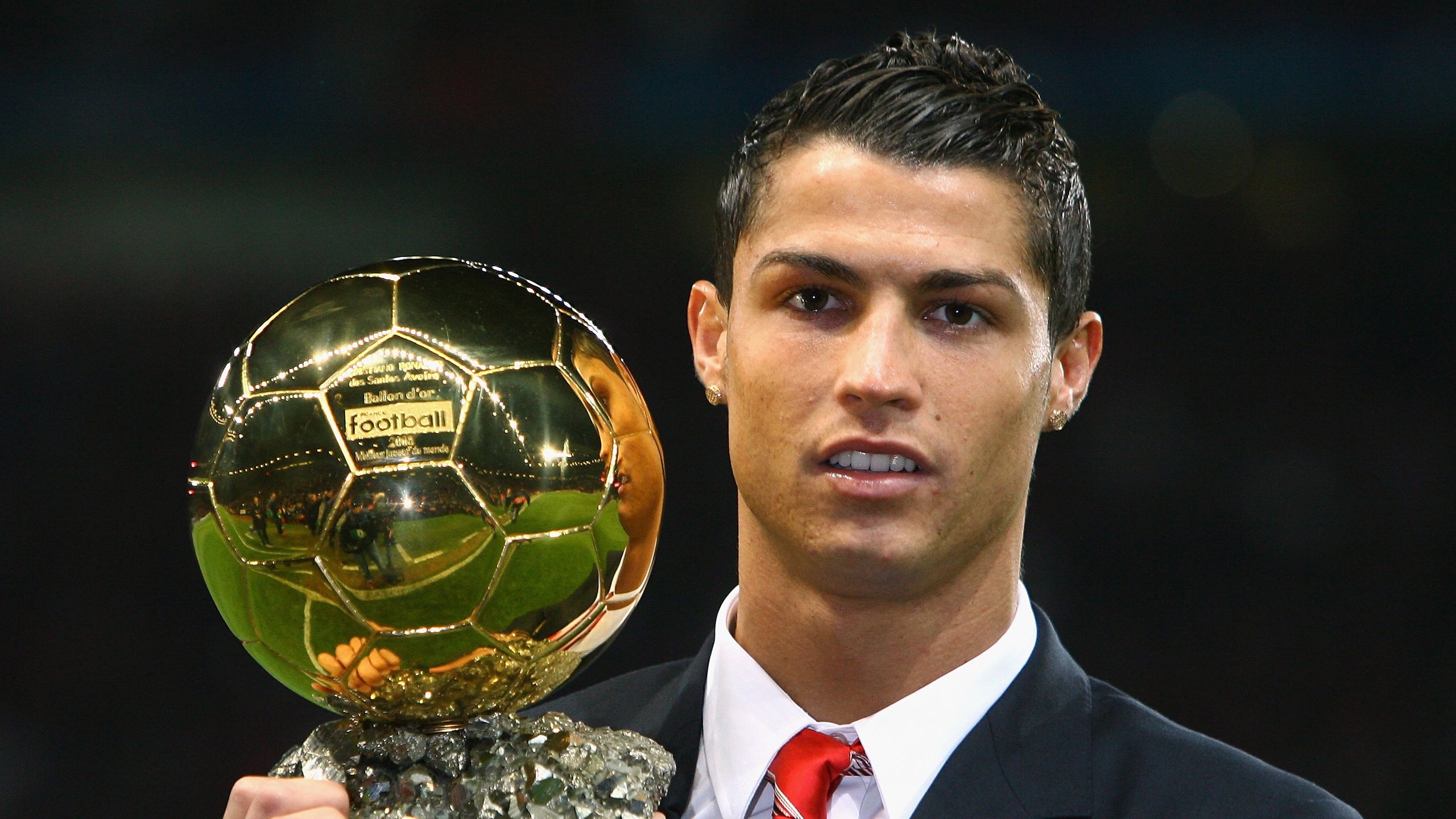 星空体育下载-人工智能辅助裁判系统在中国比赛中首次应用，人工智能取代裁判